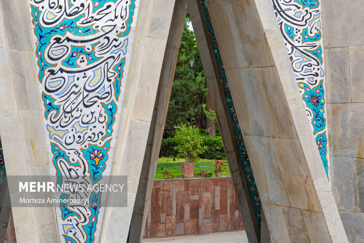 خیام فراتر از رباعیات؛ سفری به آرامگاه شاعری فیلسوف